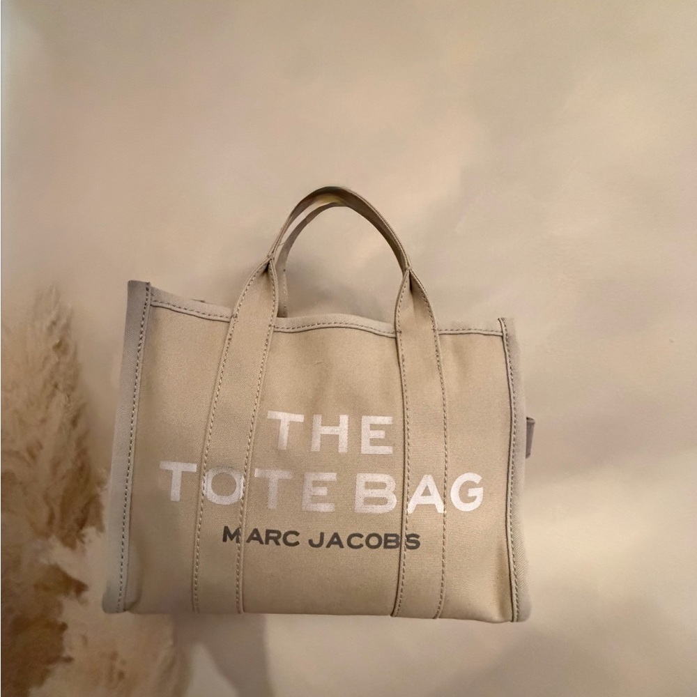 Marc Jacobs Light Beige/blue Tote Bag
